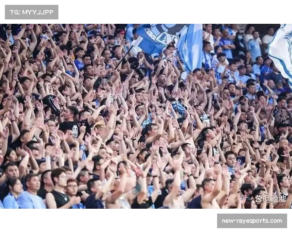 梭鱼湾之夜：62330名球迷见证海港加冕，创大连主场上座纪录