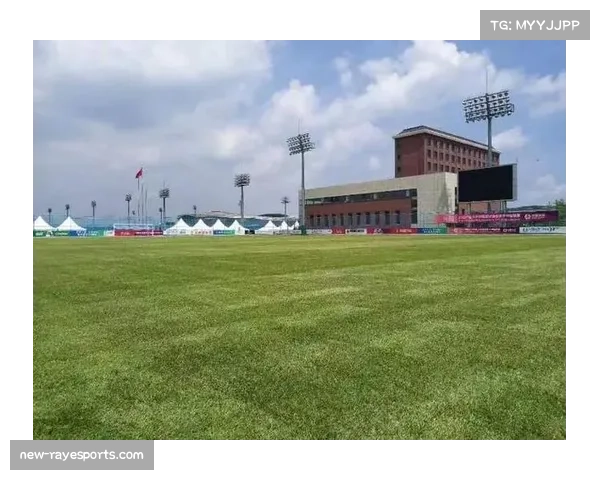 上饶市体育中心打造国际青训基地,配套政策吸引赛事落户 上饶市体育中心打造国际青训基地,配套政策吸引赛事落户